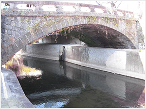 明八橋